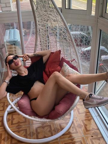 Лена Нежность