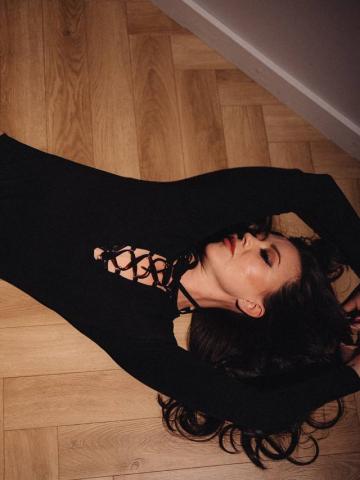 Карина Светлая Брюнетка фото 5